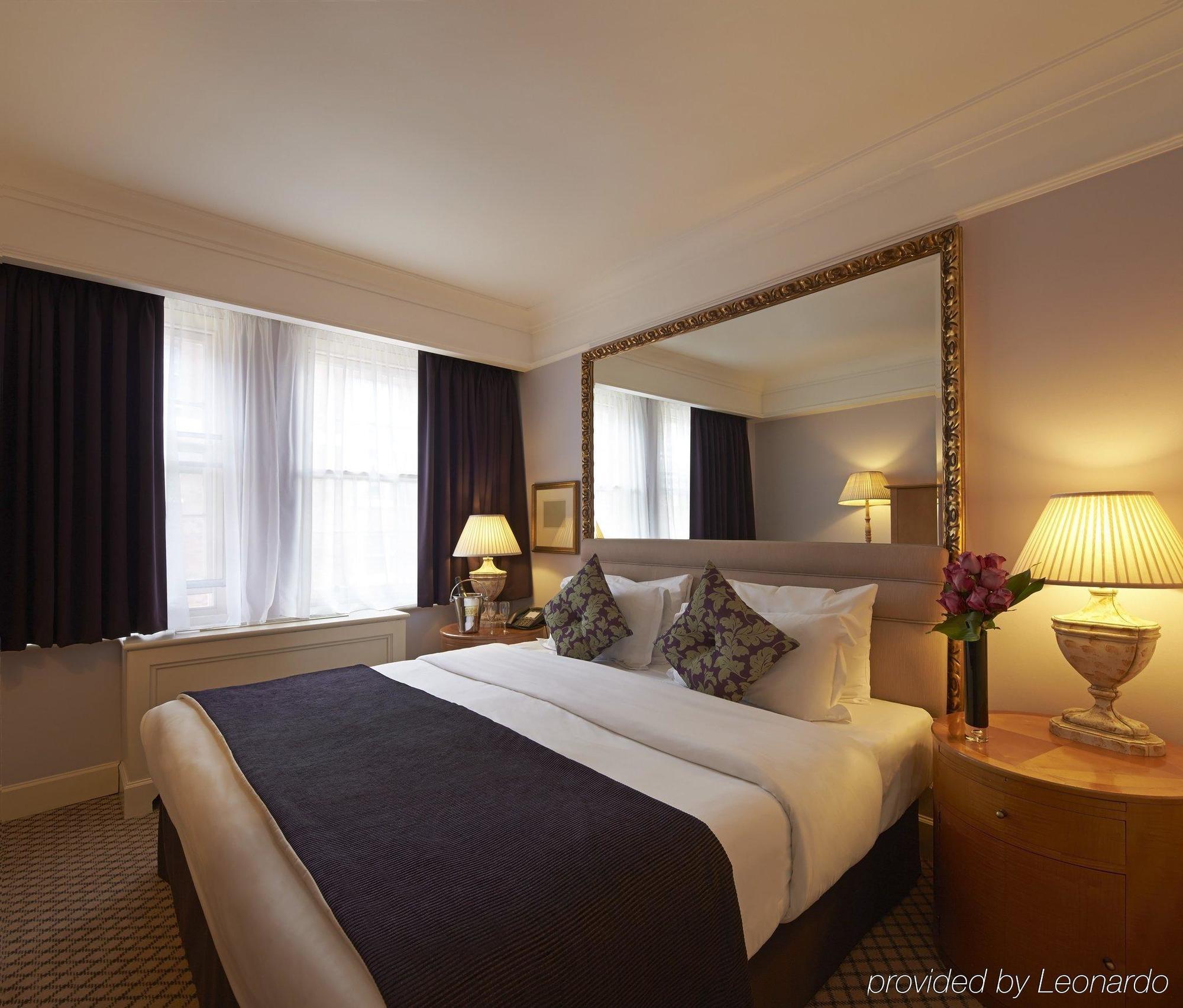 Ascott Mayfair London Bagian luar foto