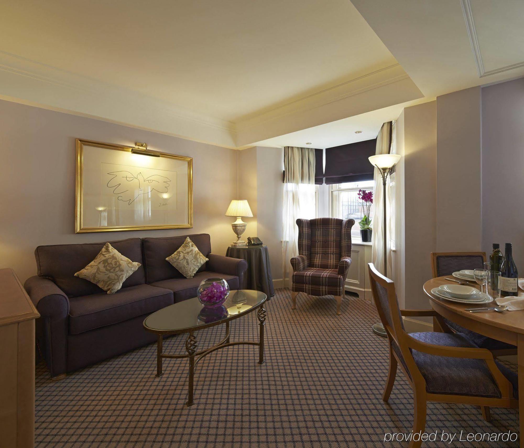 Ascott Mayfair London Bagian luar foto